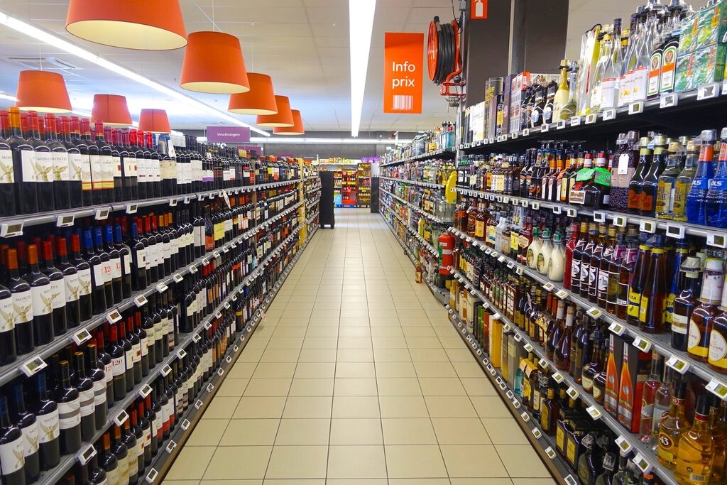 Retail & Grocery